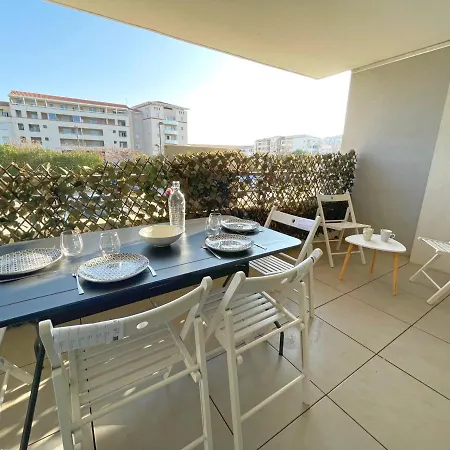 3p Climatise Avec Parking, Piscine, Proche Et Commerces A - Fr-1-338-497 Sete