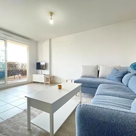 Apartment 3p Climatise Avec Parking, Piscine, Proche Et Commerces A - Fr-1-338-497 *